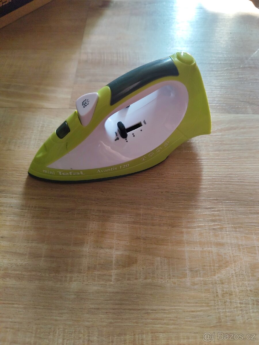 Žehlička hračka mini Tefal