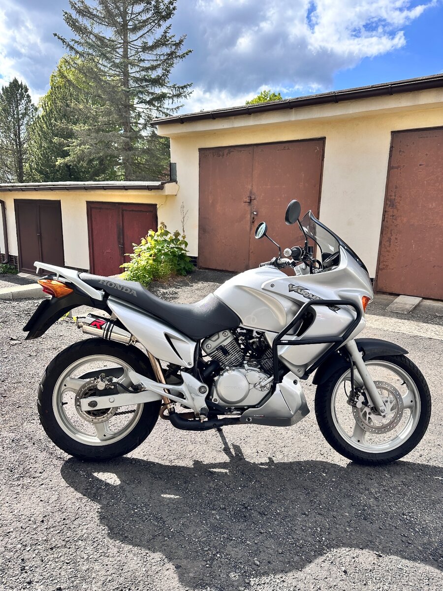 Honda Varadero XL125 TOP stav
