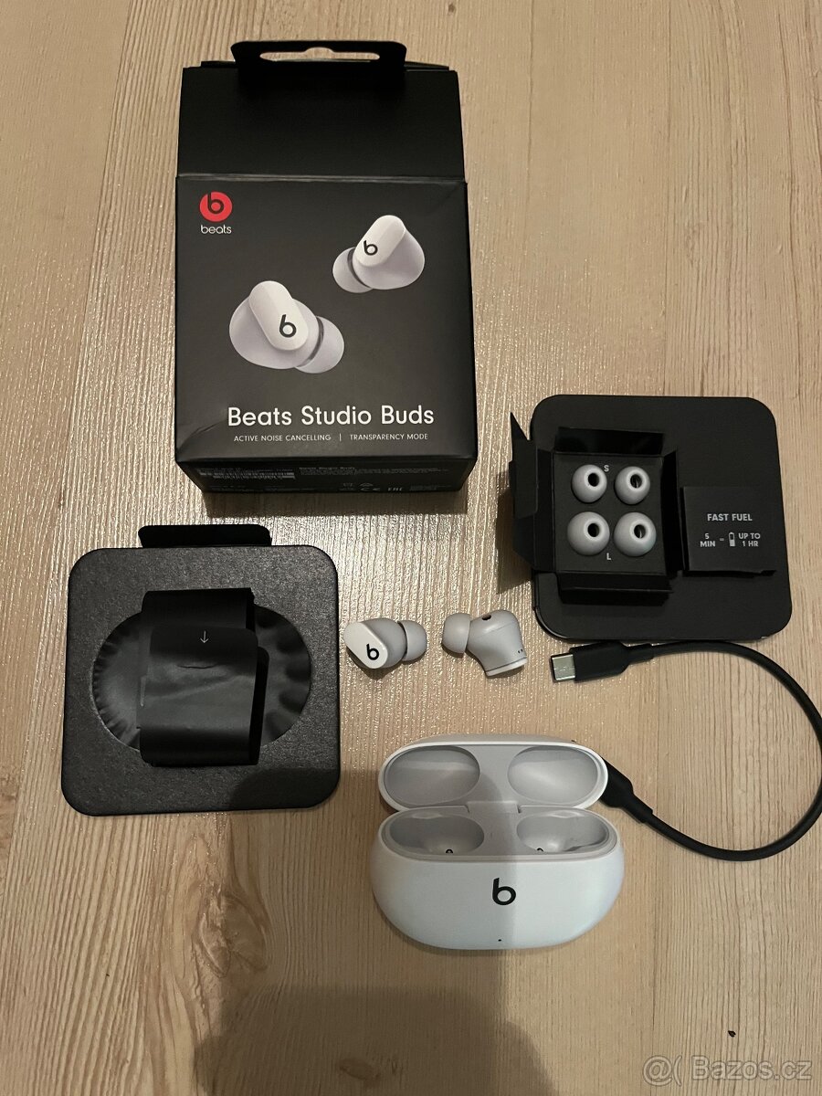Beats Studio Buds