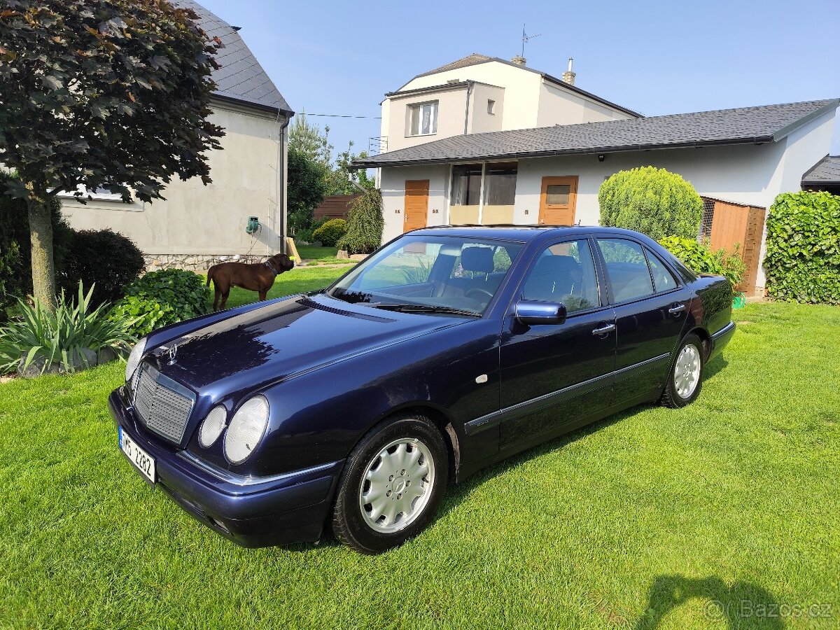 MERCEDES-BENZ E240 W210-REZERVACE