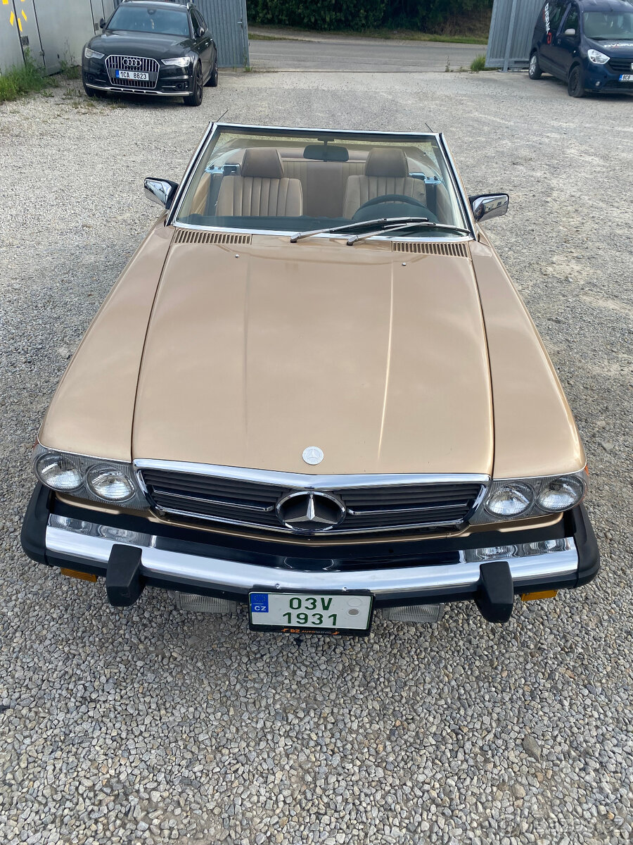 Mercedes-Benz SL 380 R107