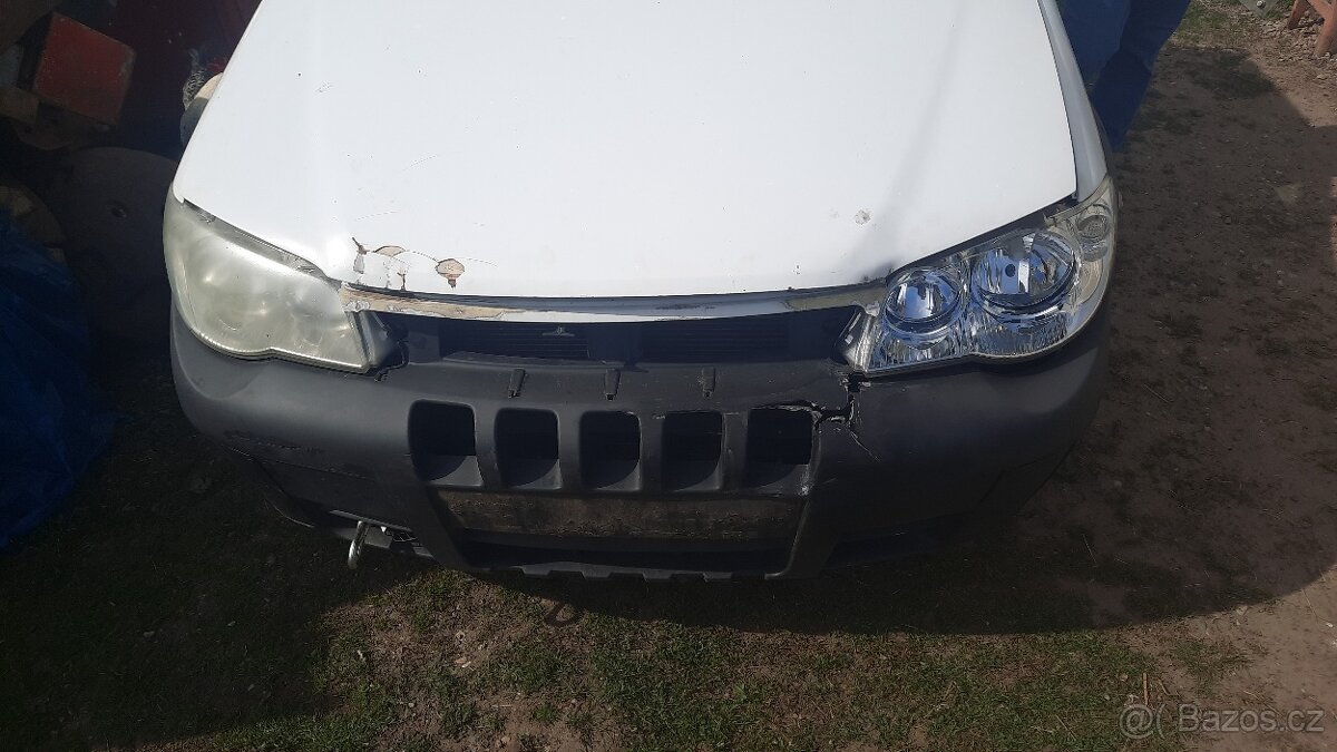 Kúpim Fiat Strada 1,3 jtd pŕední masku a jiné díly
