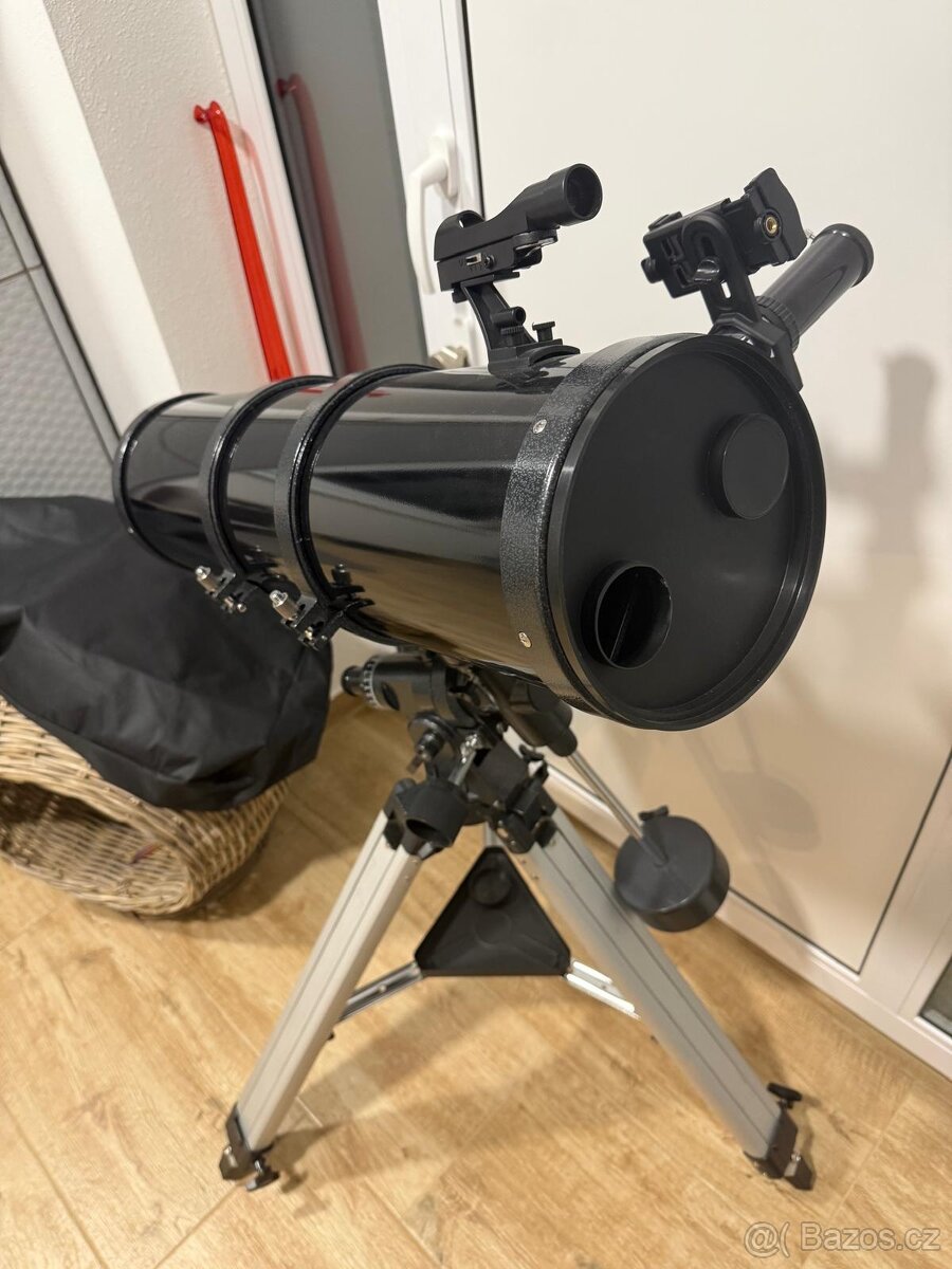 Hvězdářský Teleskop dalekohled OMEGON N 150/750 EQ-4