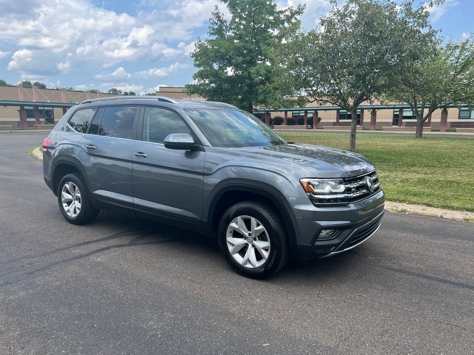 Volkswagen Atlas SEL , 4x4, V6 , 3,6L , SUV,kůže