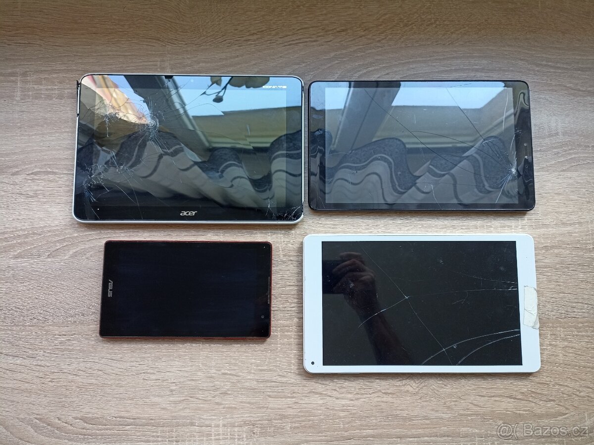 4x tablet na náhradní díly
