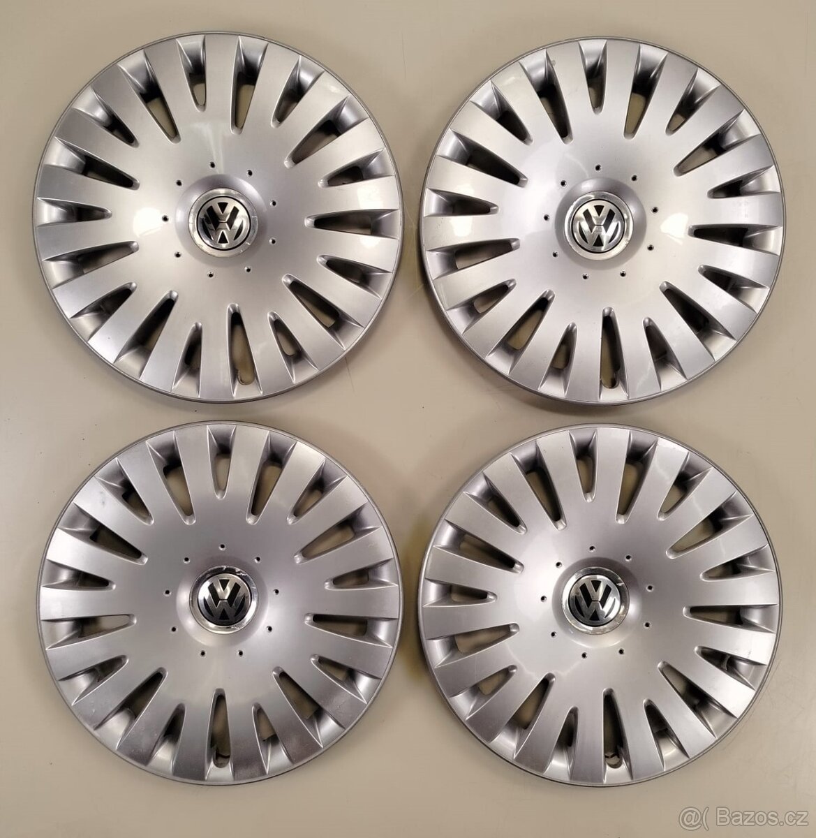 Originální poklice Volkswagen 16"