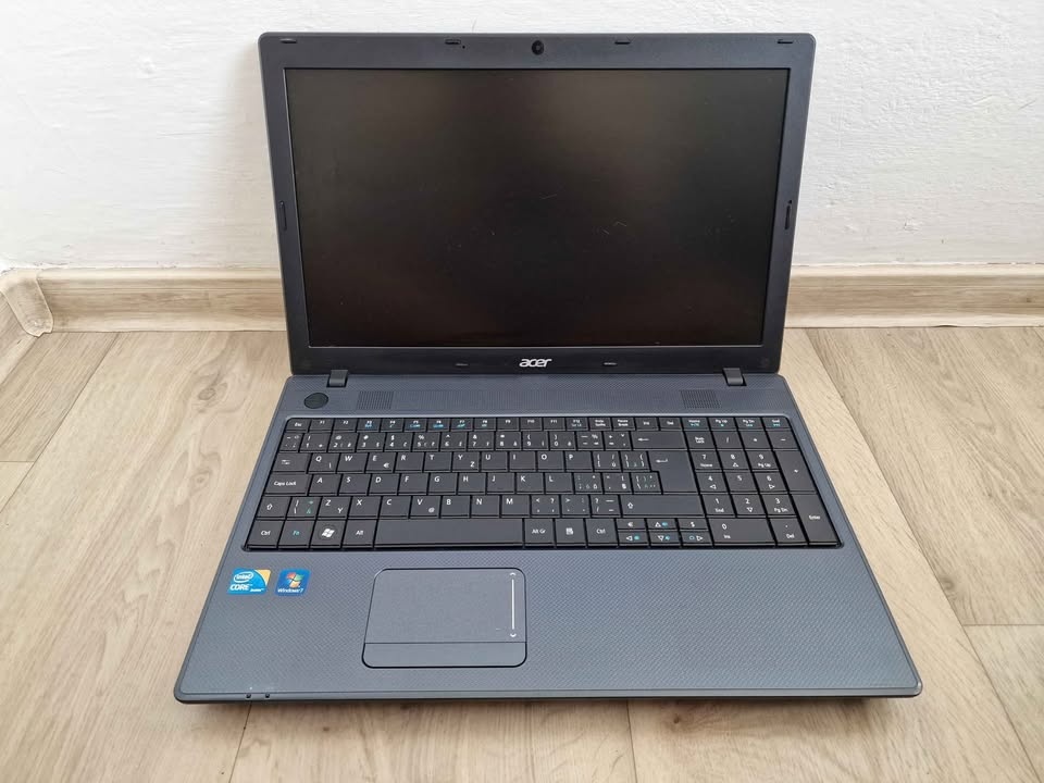 Acer Travelmate 5744 Nová Baterie.na filmy internet kancelář