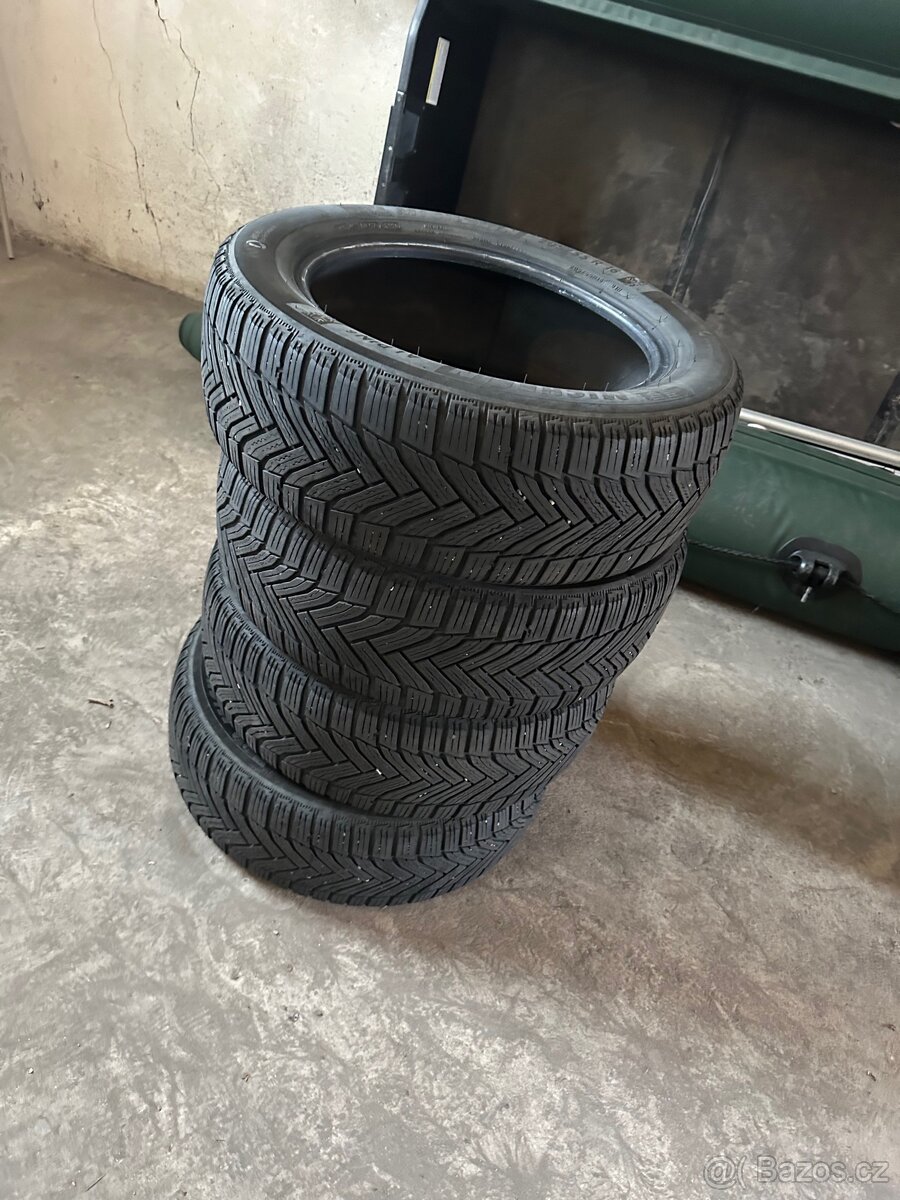 Prodám zimní sadu pneu 205/55/R16 Michelin