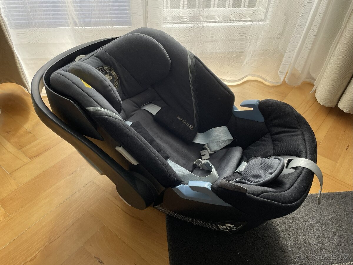 Autosedačka CYBEX ATON 5 ČERNÁ 0-13 kg