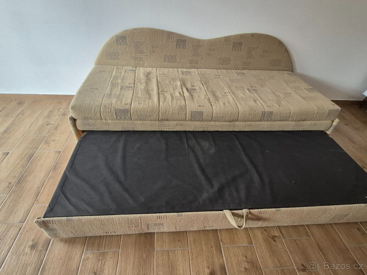Rozkladaci pohovka
