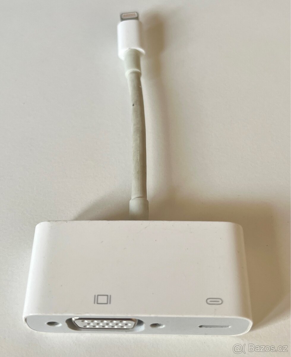 Lightning VGA adapter