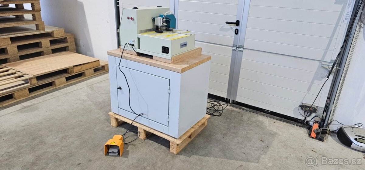 Rožkovací frézka na ABS hrany GRIGGIO GRA/N s podstavcem