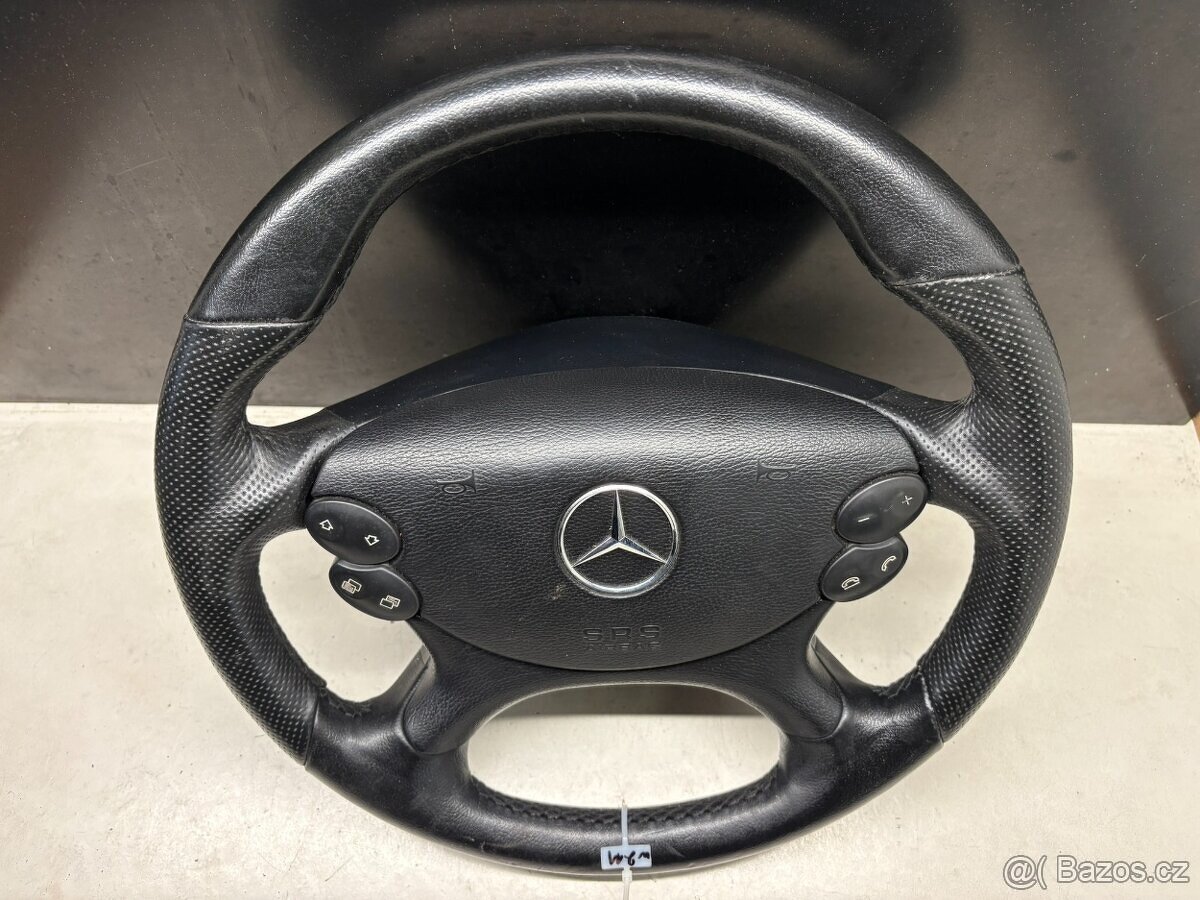 //Volant Mercedes-Benz W211 //