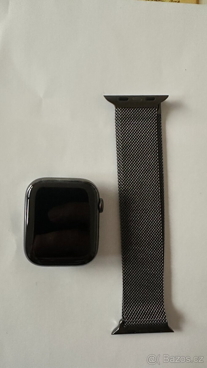 Apple watch 9 45mm grafite ocelové se safírovým sklíčkem