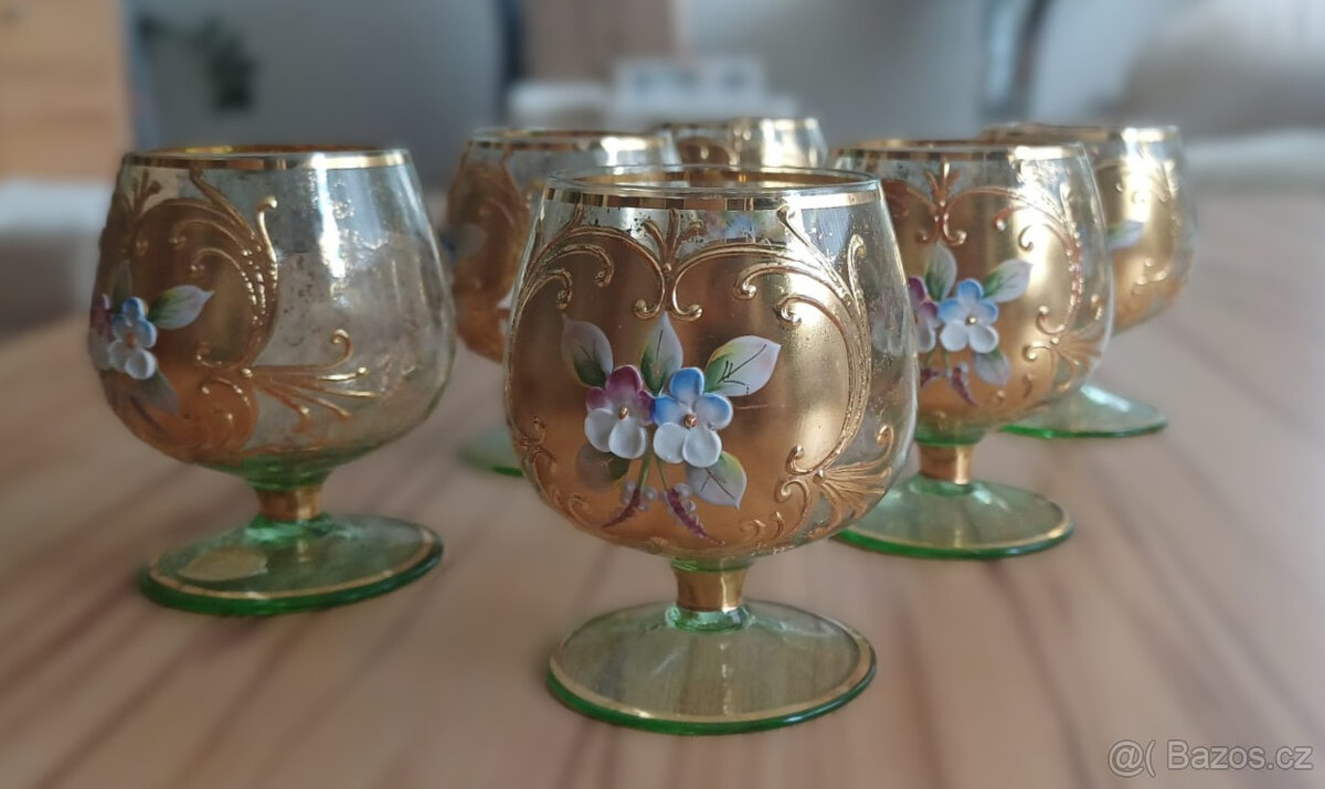 Sada 6 skleniček s kytkami