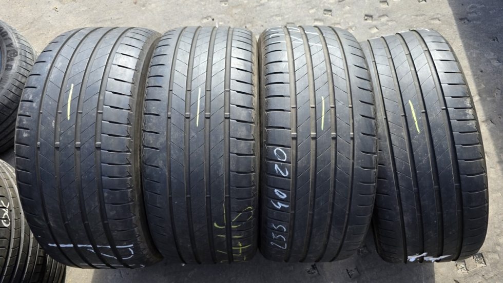 Letní pneu 255/40/20 Bridgestone