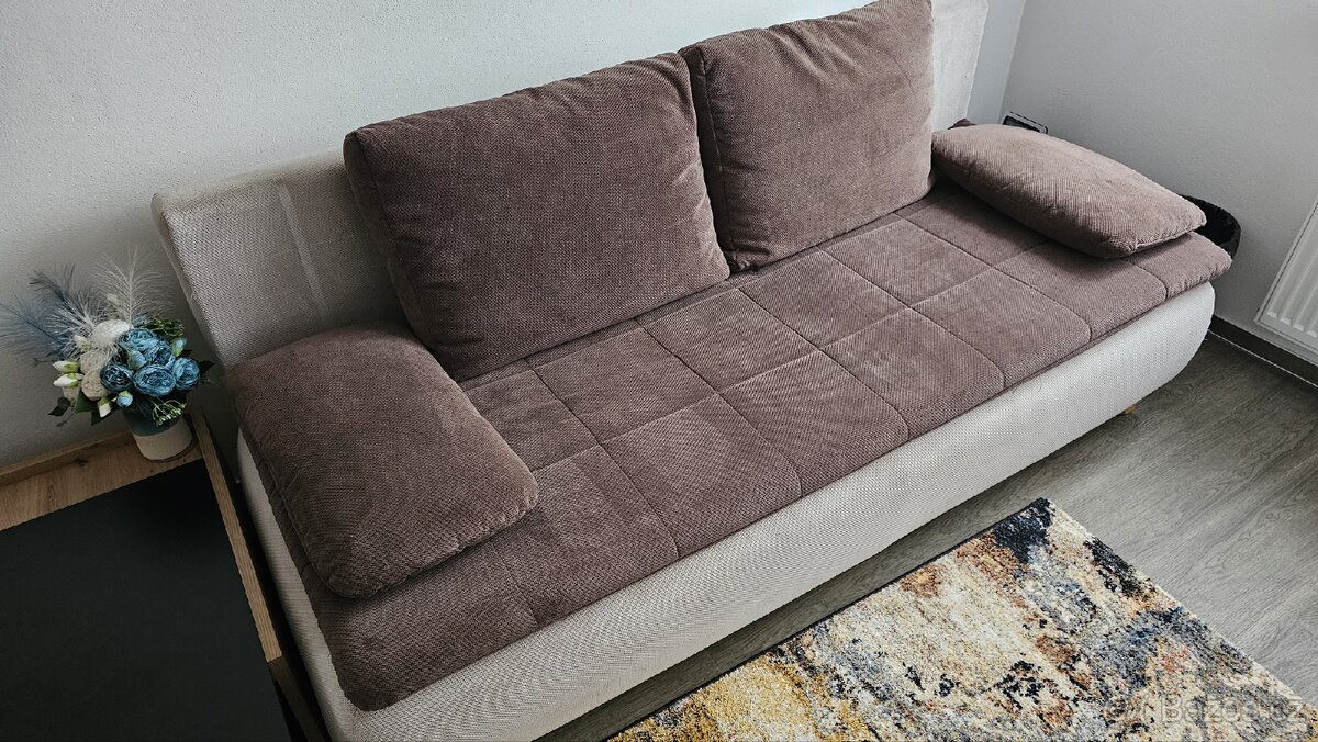 Rozkládací pohovka