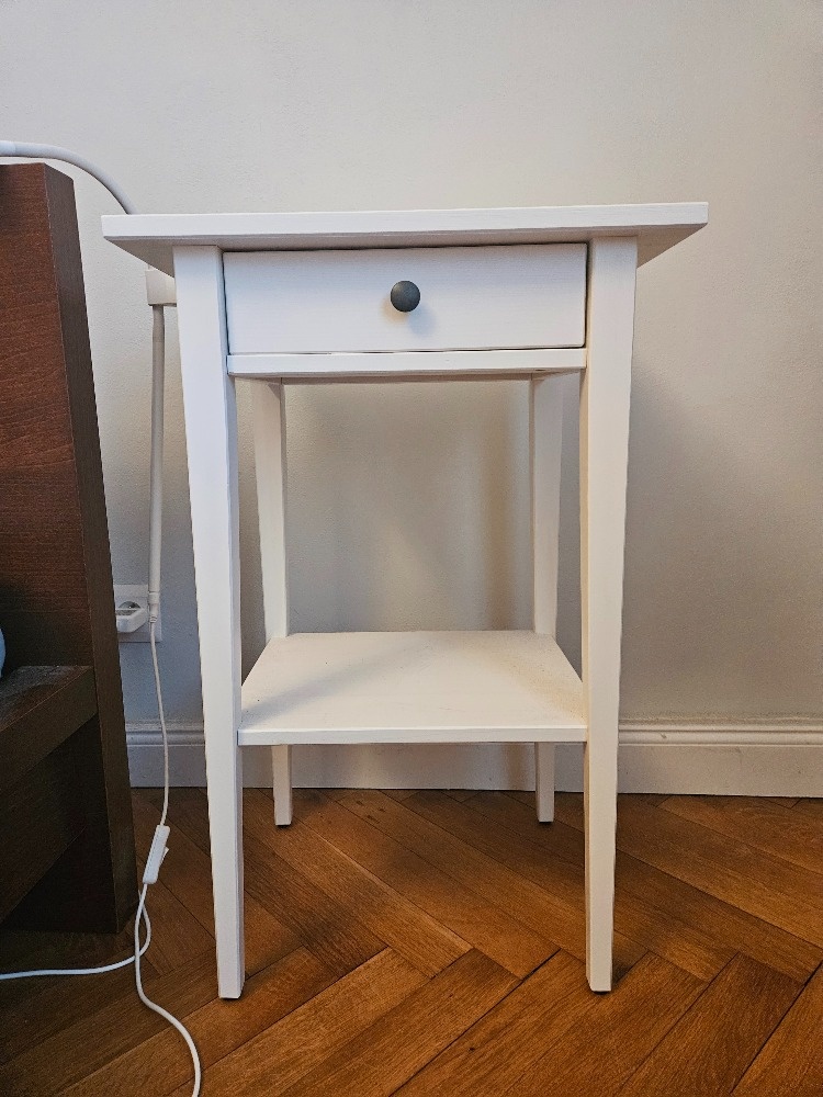 Dva noční stolky IKEA HEMNES