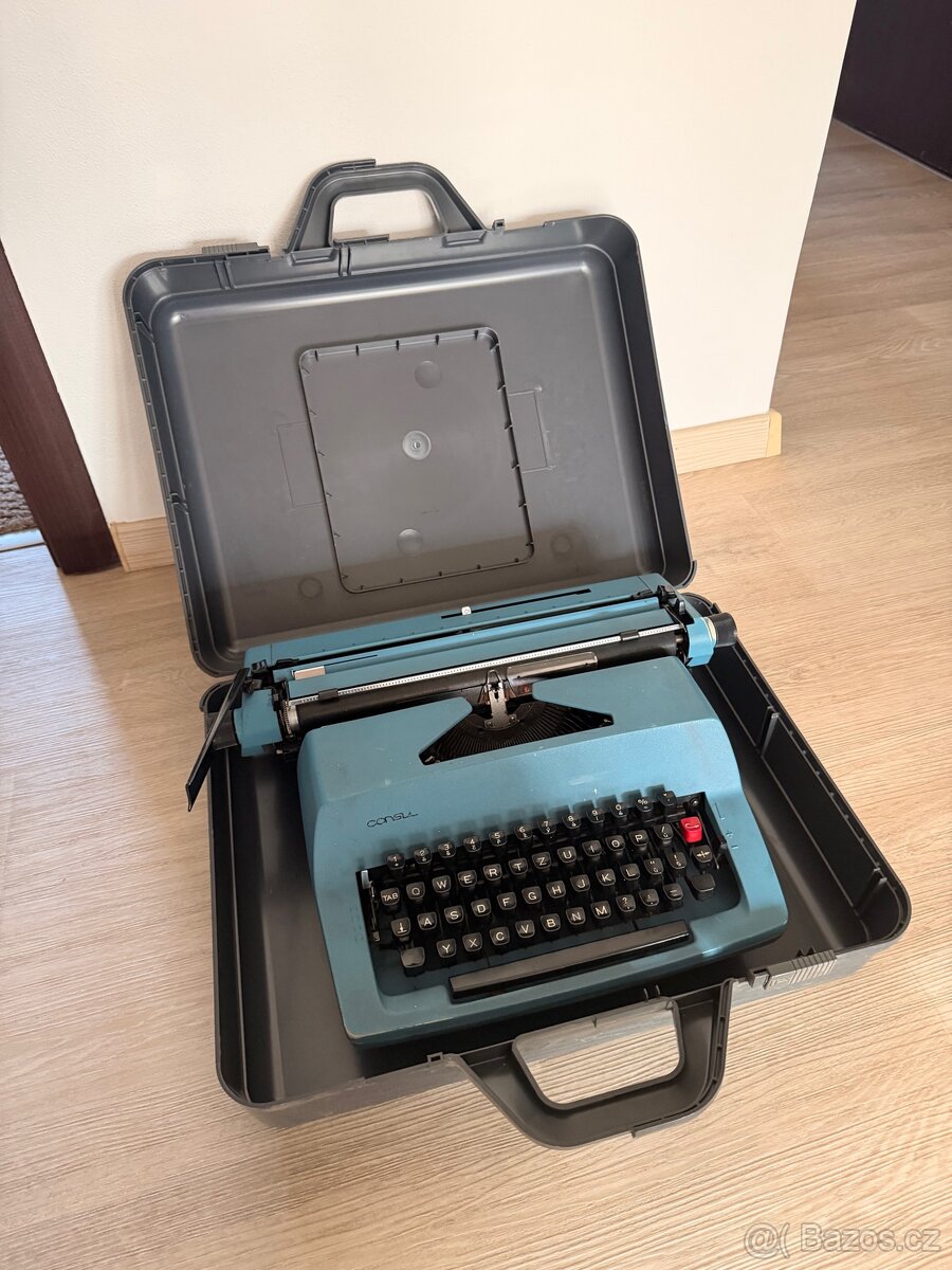 Retro psací stroj Consul