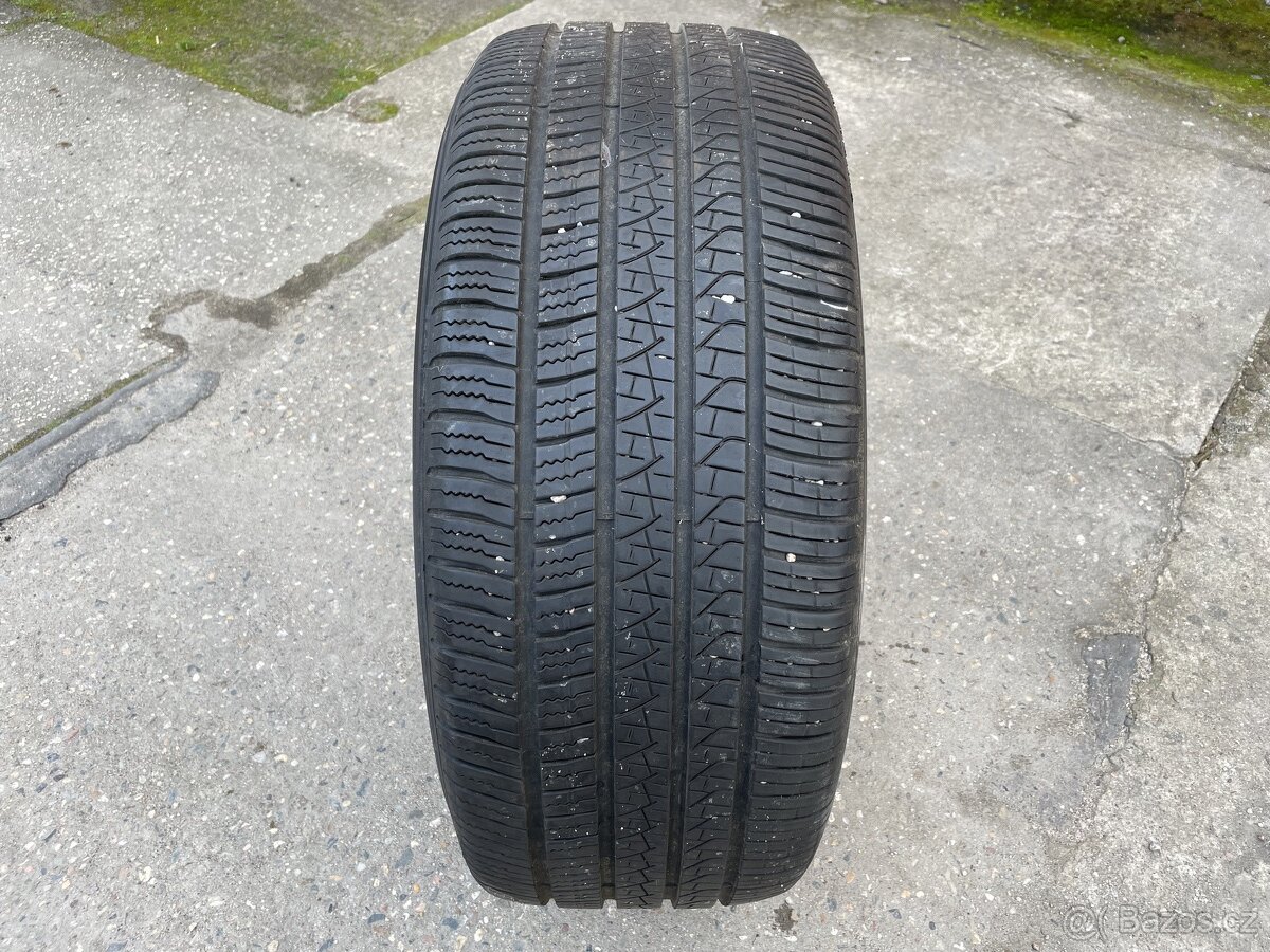 Celoroční pneumatika Pirelli 275/50 R20
