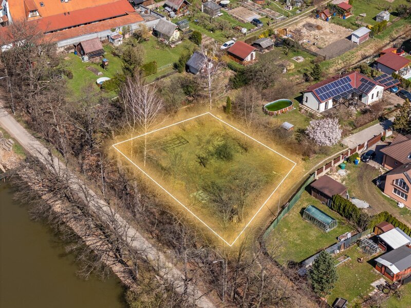 Prodej stavebního pozemku (1 203 m²), Šindlovy Dvory