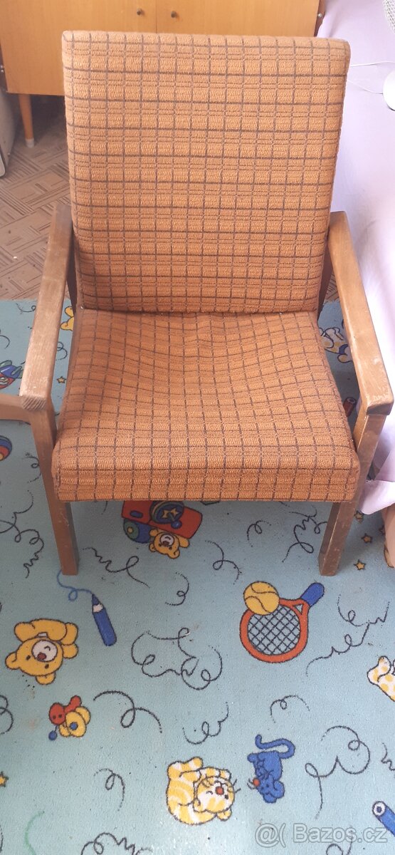 Retro křeslo