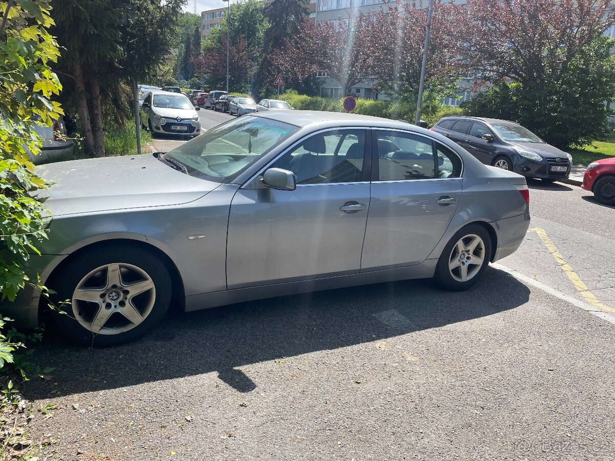 BMW e60 2.5 benzin r v 2005 automat