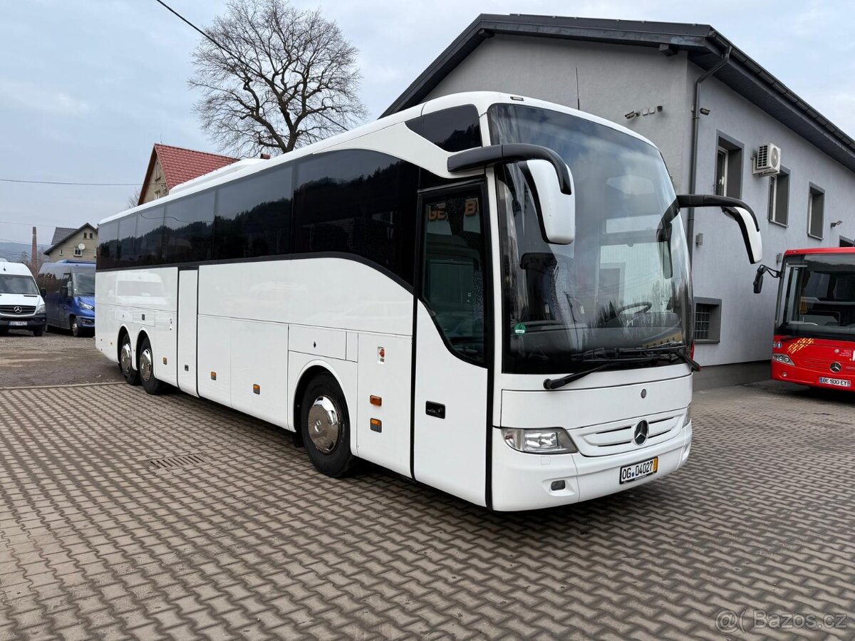 Mercedes-Benz Tourismo RHD 16