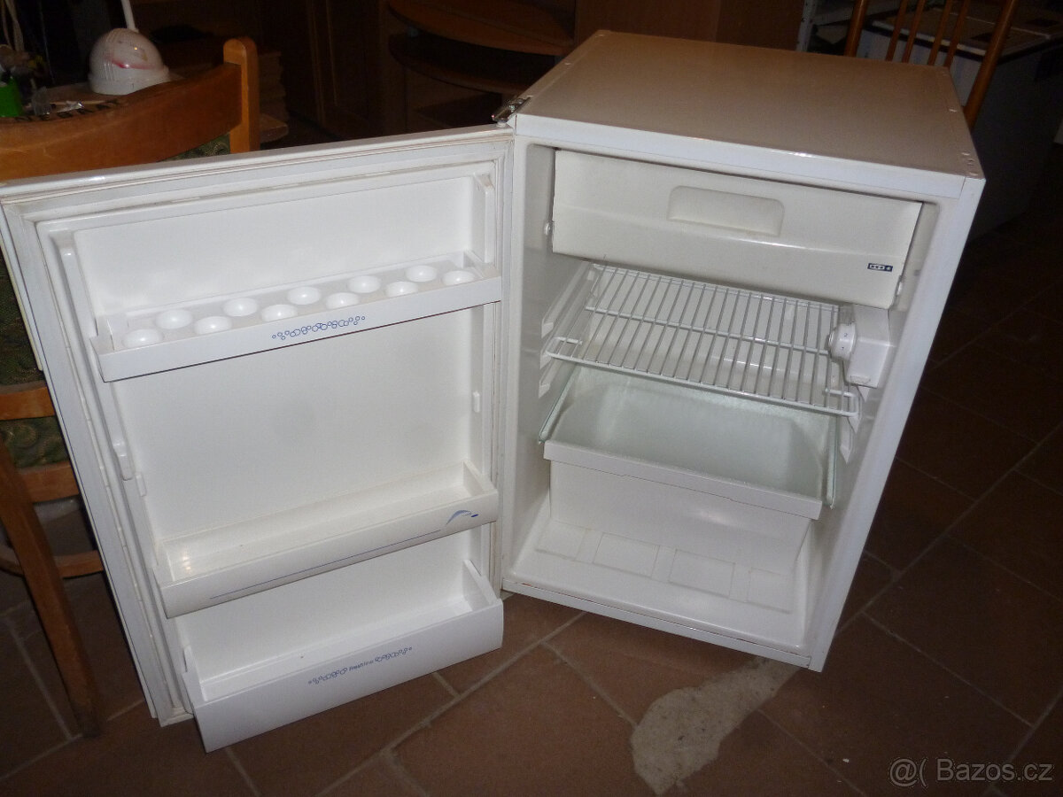 lednička calex,v-85cm