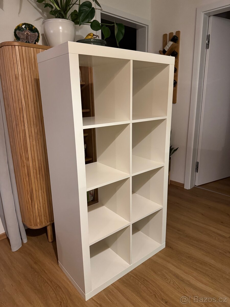 Regál IKEA KALLAX 2x4