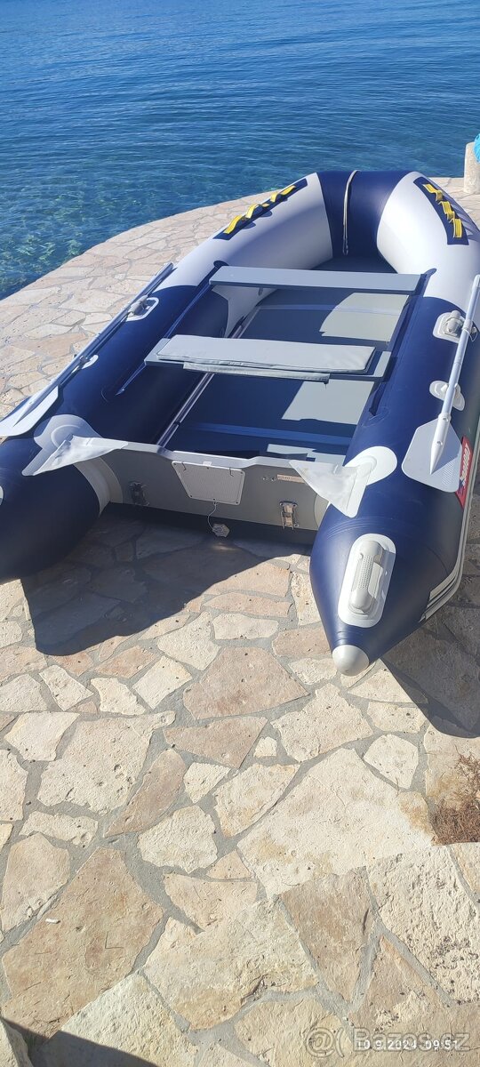 Nafukovací člun CMA 360, motor TOHATSU 9,8