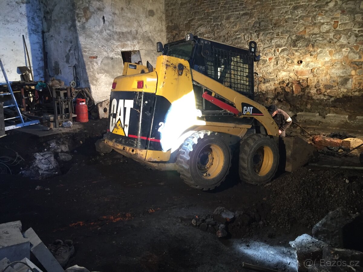 Caterpillar 216B
