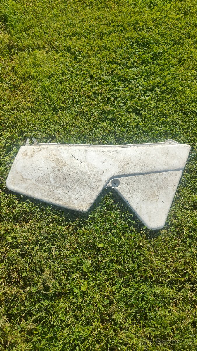 Pravý plast DT 80/125 LC