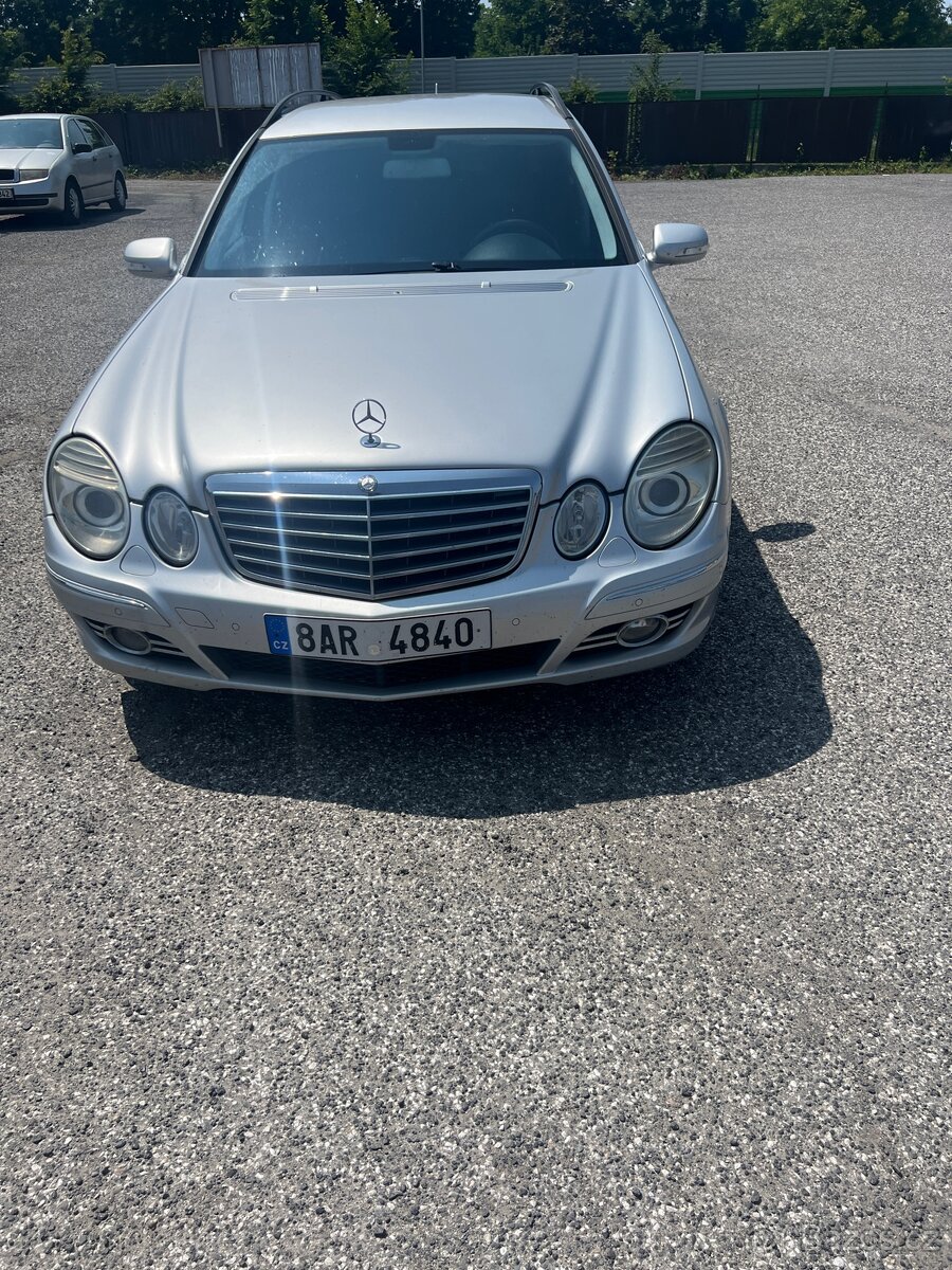 MB E320 165kw 4matic Facelift Avantgarde rv.2007, serviska
