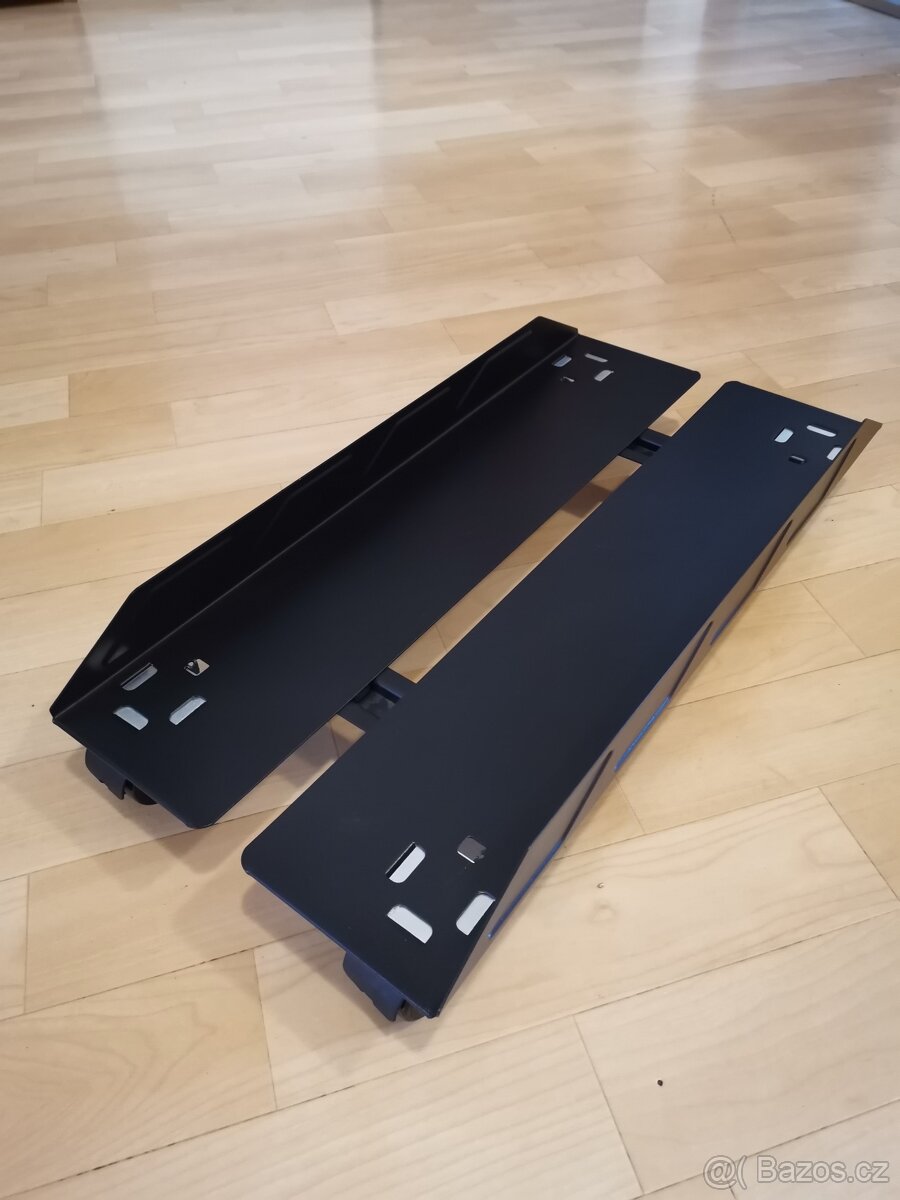 Pojízdný vozík na PC