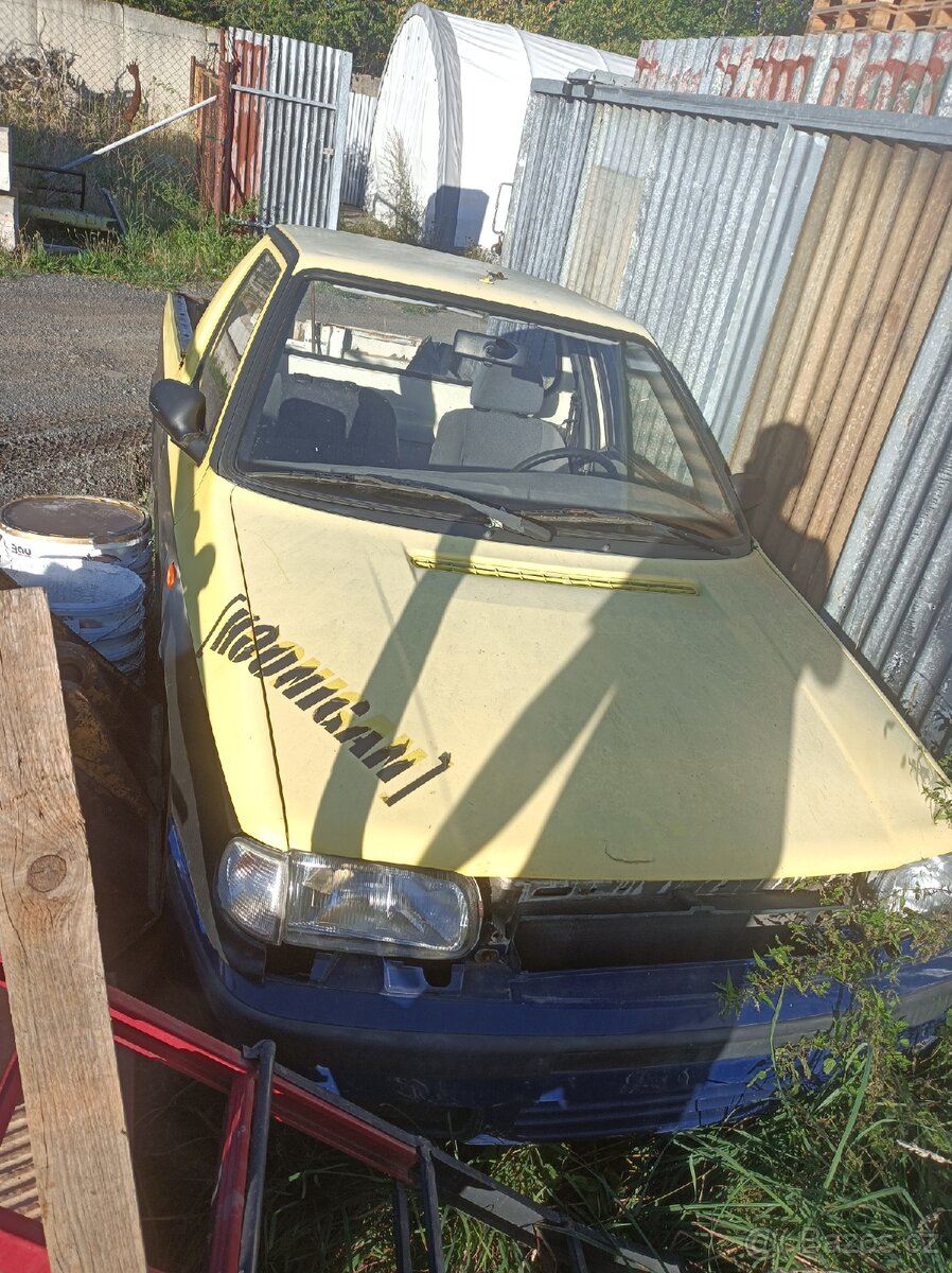 Felicia pickup 1.9 d 2 kusy