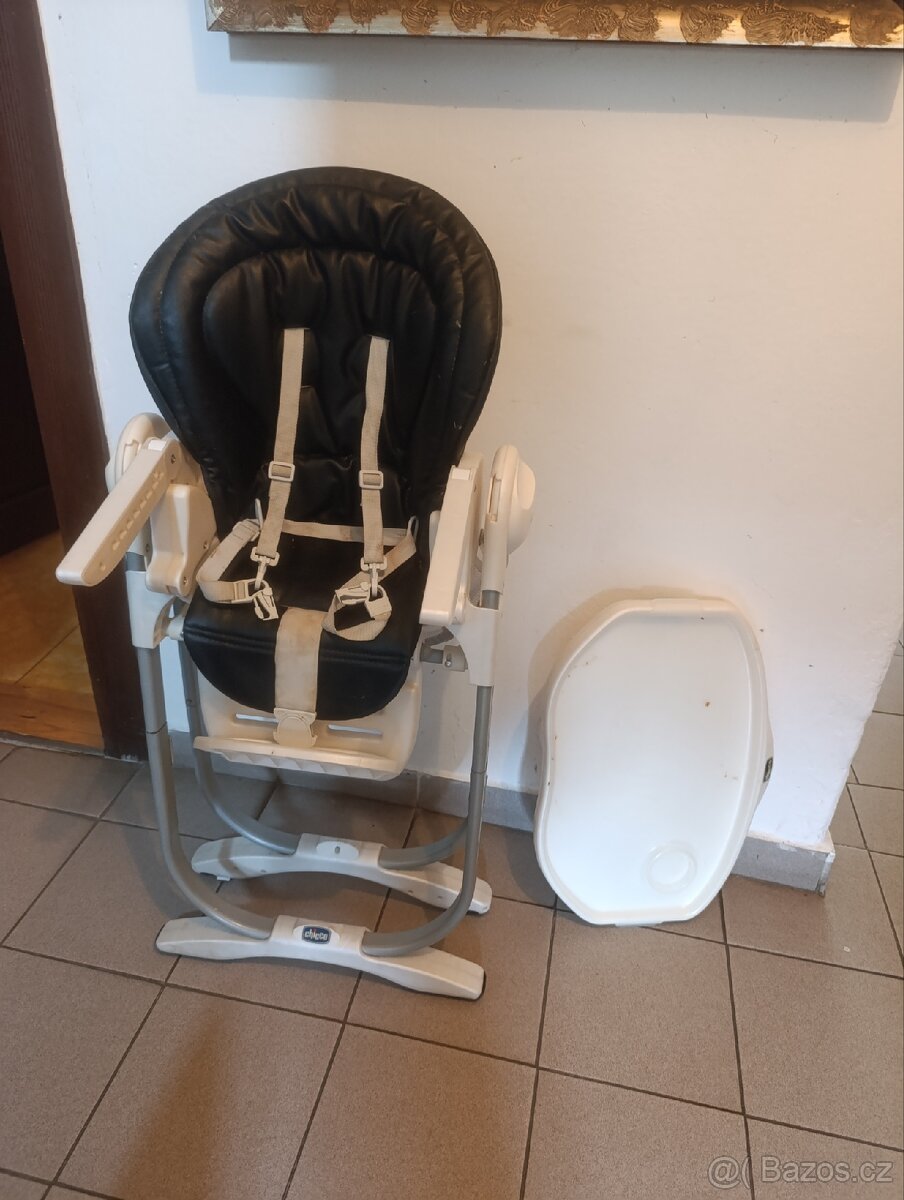Jídelní židlička pouze osobně