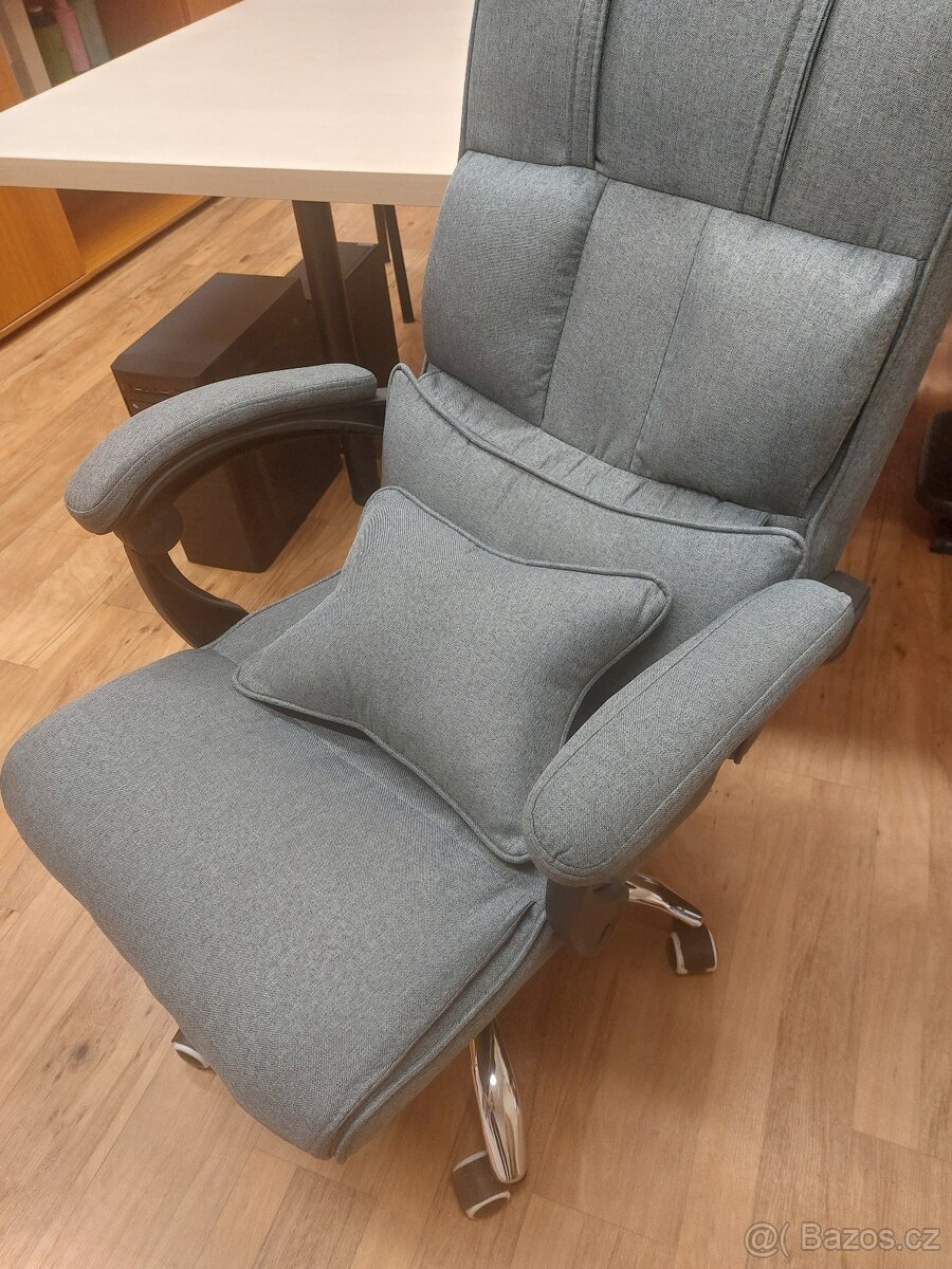 Kancelářské hráčské křeslo látkové šedé