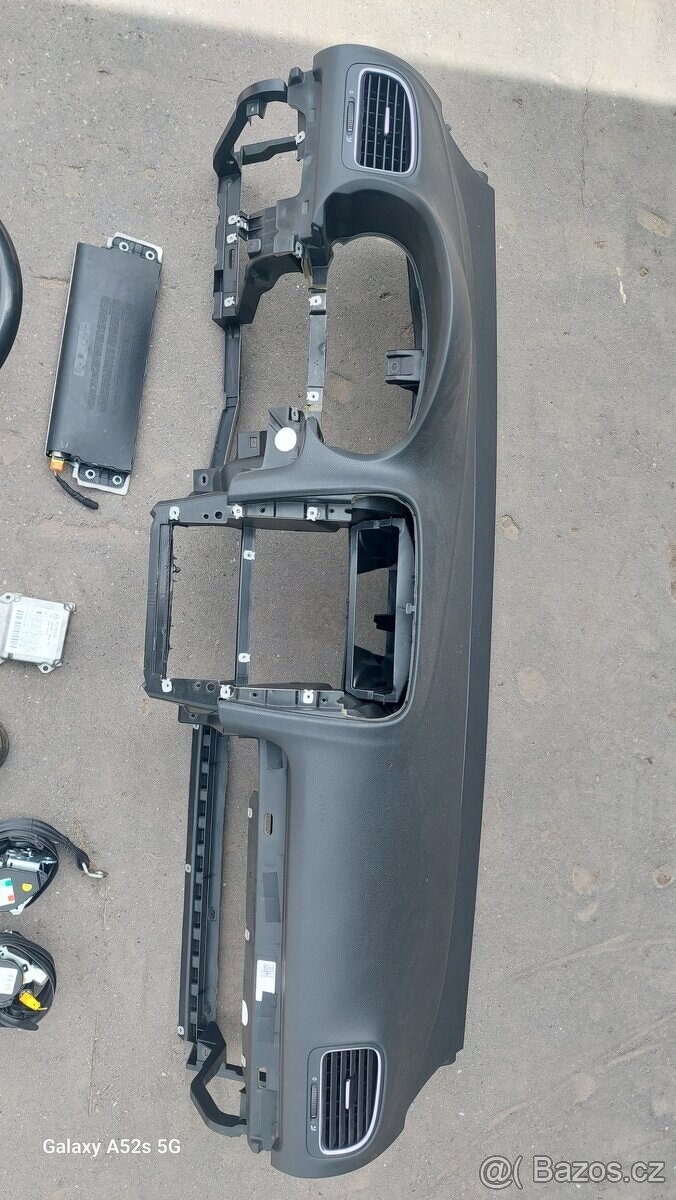 Airbagova sada Golf 6