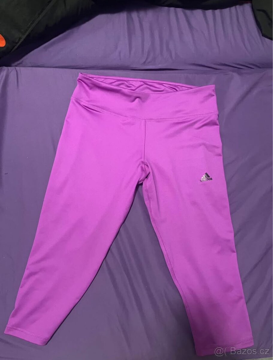 třičtvrteční leginy Adidas