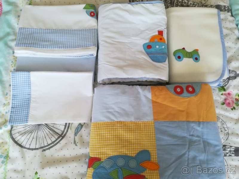 SOUPRAVA DO POSTÝLKY I S OBRÁZKOVOU PROŠÍVANOU PEŘINKOU