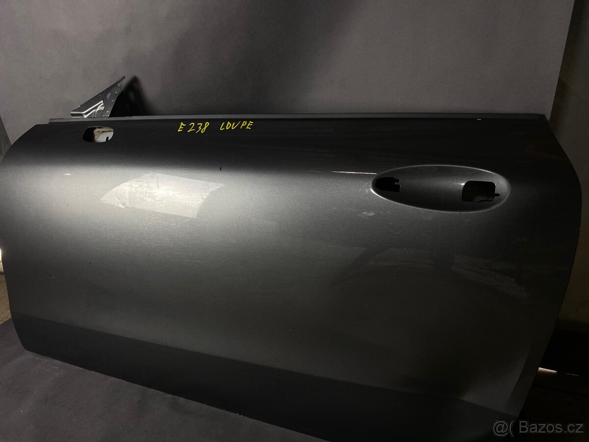 Leve dveří Mercedes E238 coupe