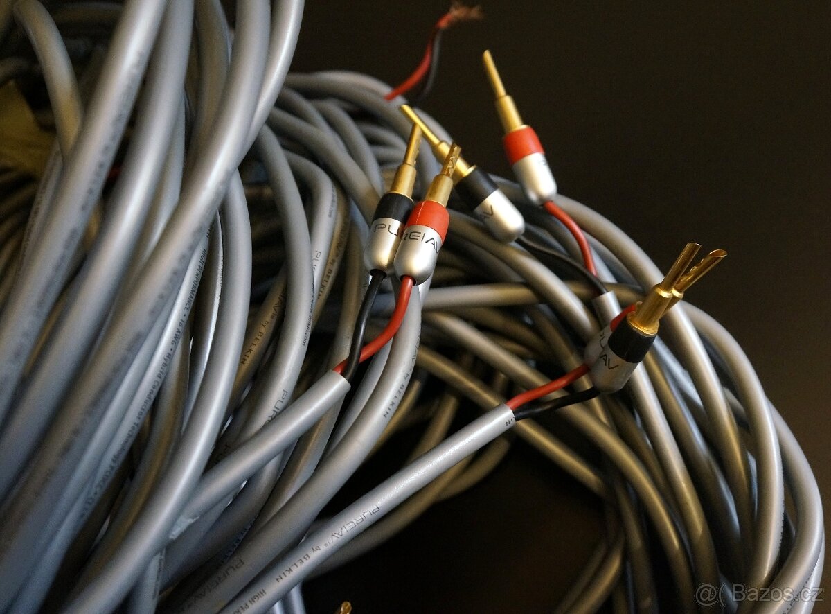 Vysoce výkonný reproduktorový kabel Belkin PureAV