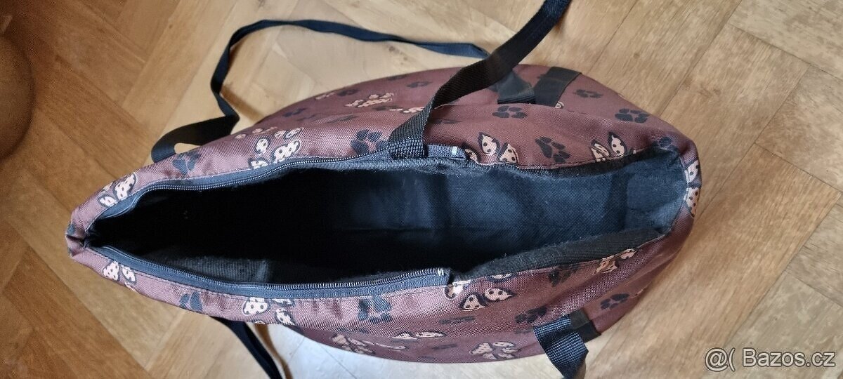 Taška na štěňátko nebo menšího psa