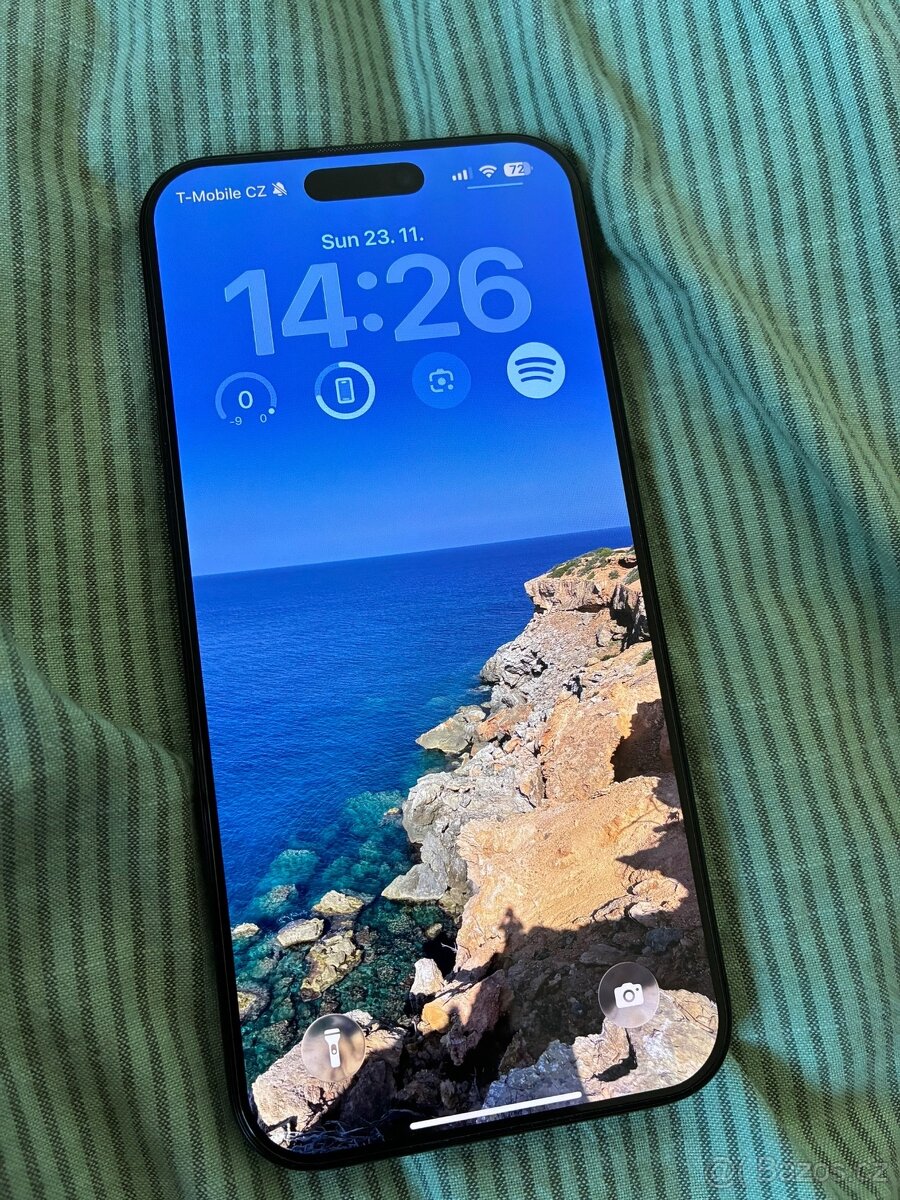 Apple iPhone 16 Pro Max 256 GB – černý | záruka do 11/2027