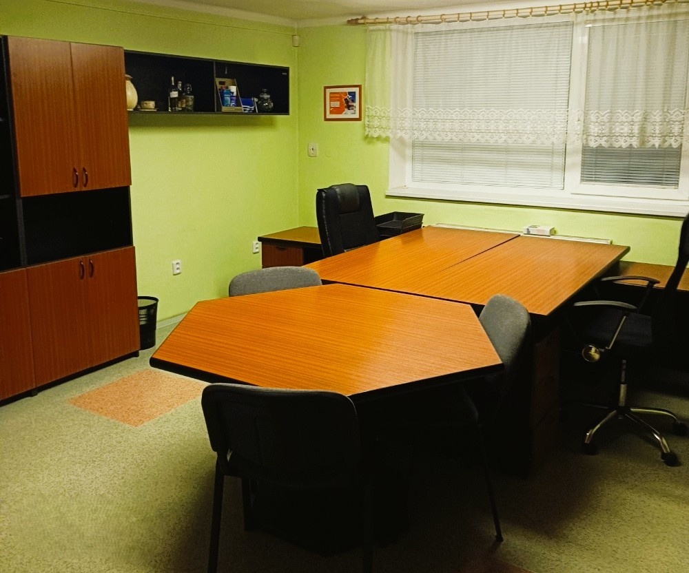 Kanceláře v Chornicích