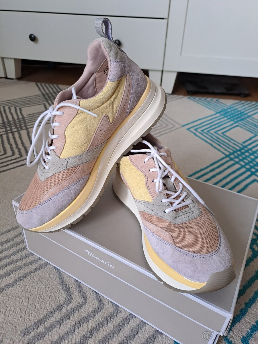 Dámské kožené tenisky Tamaris, vel. 38