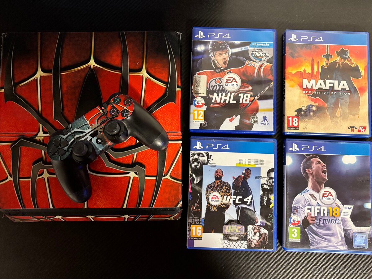 PS4 + Hry