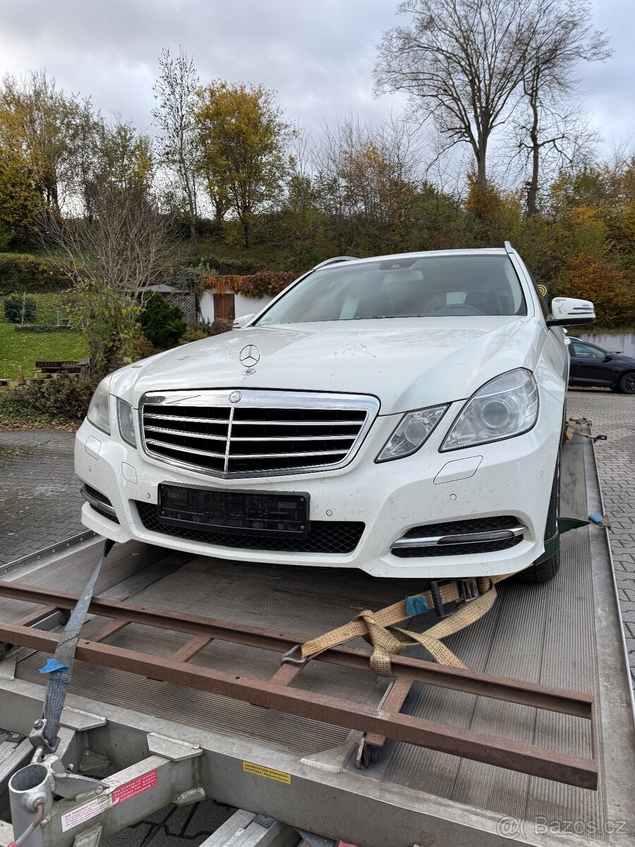 Mercedes benz E212 r.v. 2012 220cdi