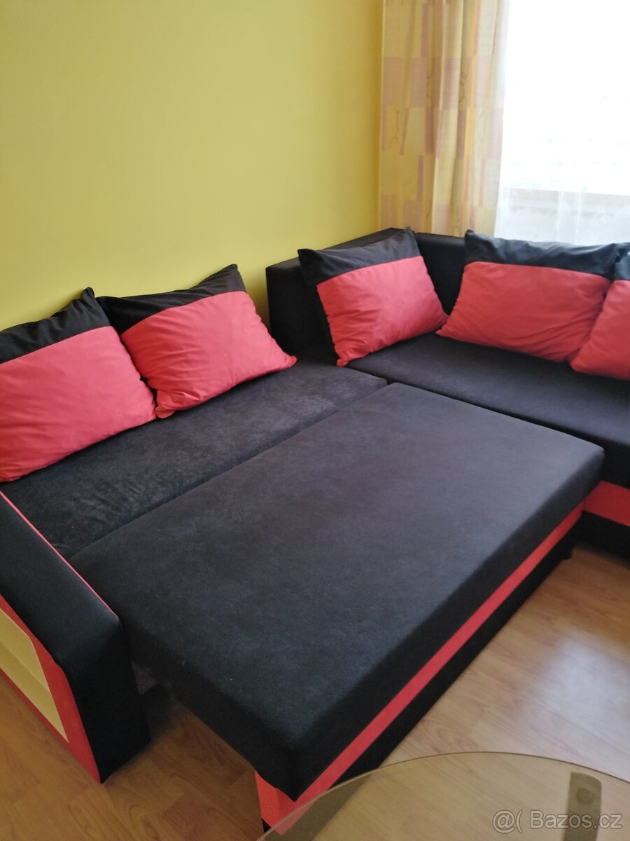 Prodám sedací soupravu. V dobrém stavu.